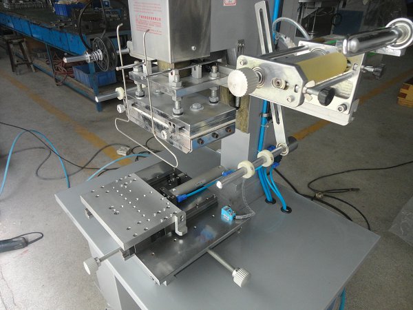 Flat Hot Stamping Machine with Shuttle Table